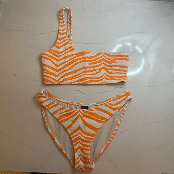 triangl swimwear Other - Triangl white/orange one strap zebra bikini